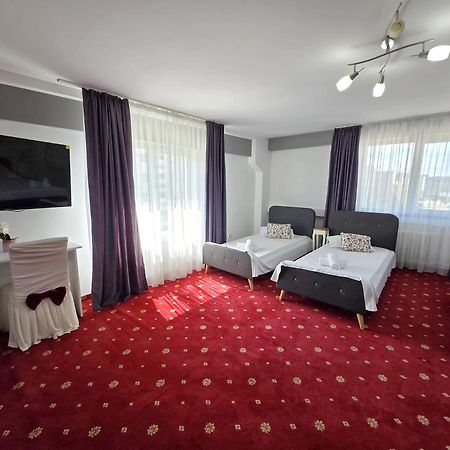 دروبيتا تورنو سيفيرين Bon Ton Residence المظهر الخارجي الصورة
