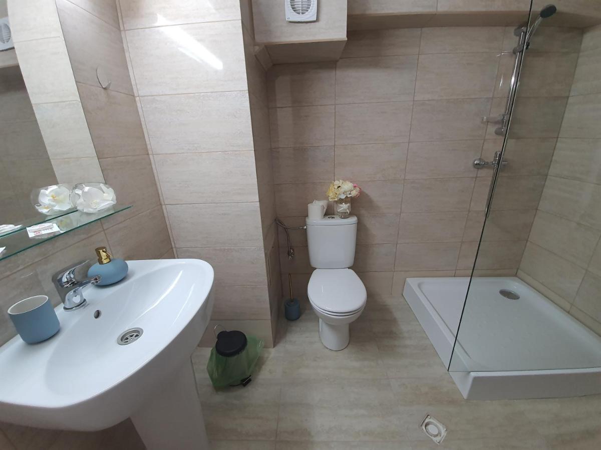 دروبيتا تورنو سيفيرين Bon Ton Residence المظهر الخارجي الصورة